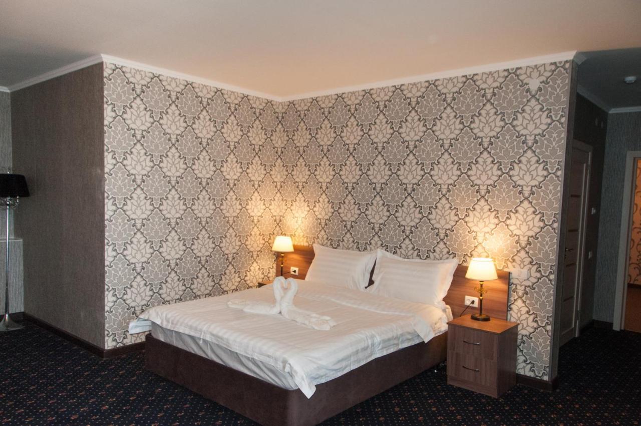 Gokai Hotel Astana Extérieur photo