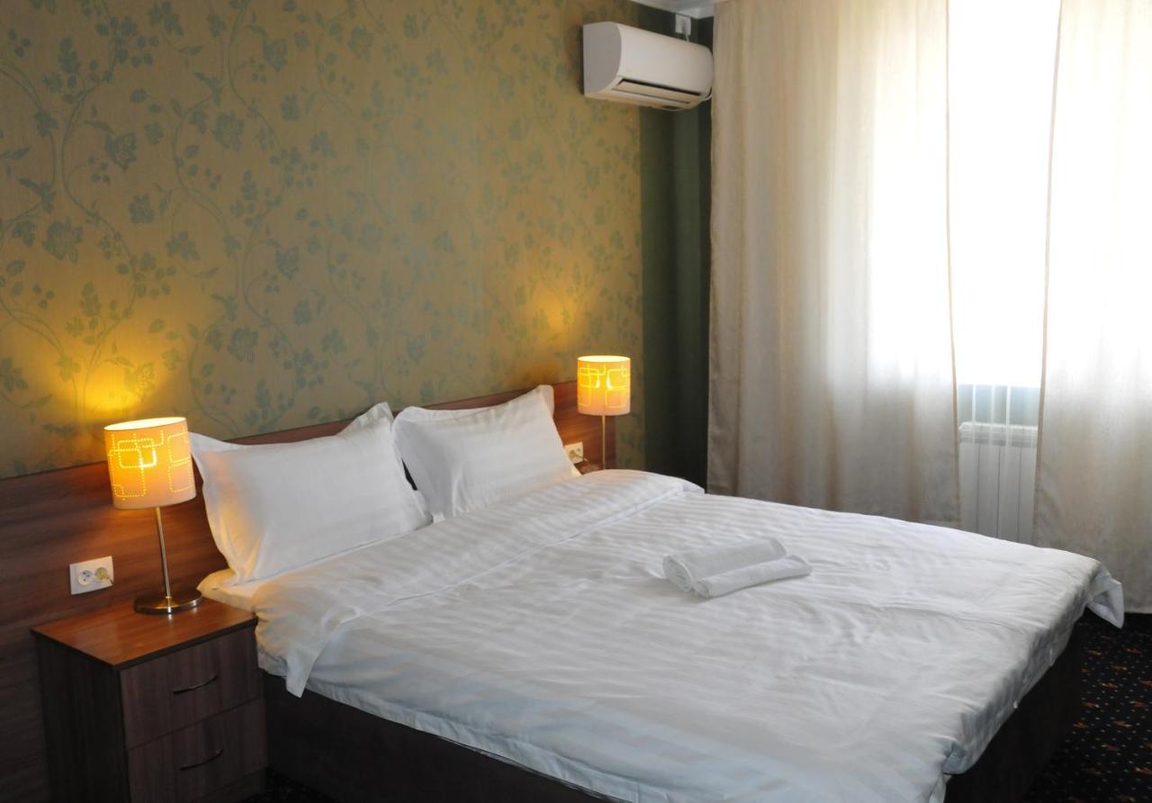 Gokai Hotel Astana Extérieur photo
